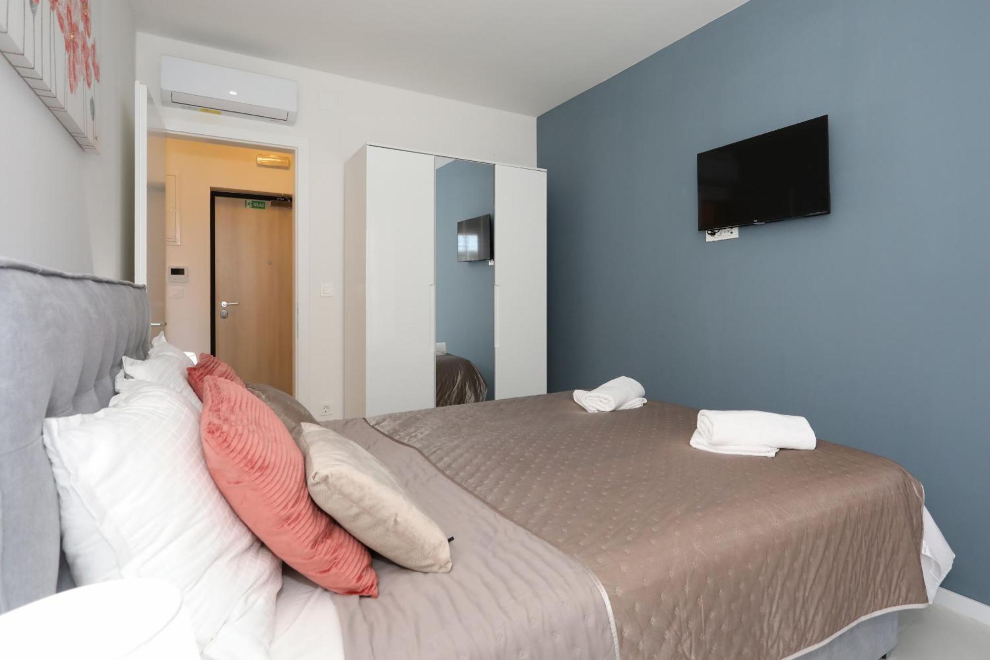 Apartment Relex With Pool & Jacuzzi Privlaka  Extérieur photo