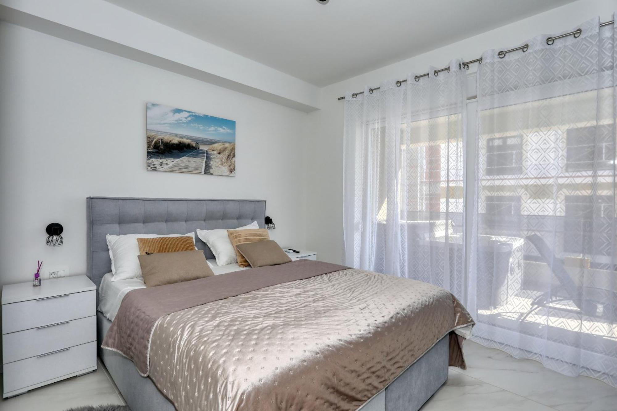 Apartment Relex With Pool & Jacuzzi Privlaka  Extérieur photo